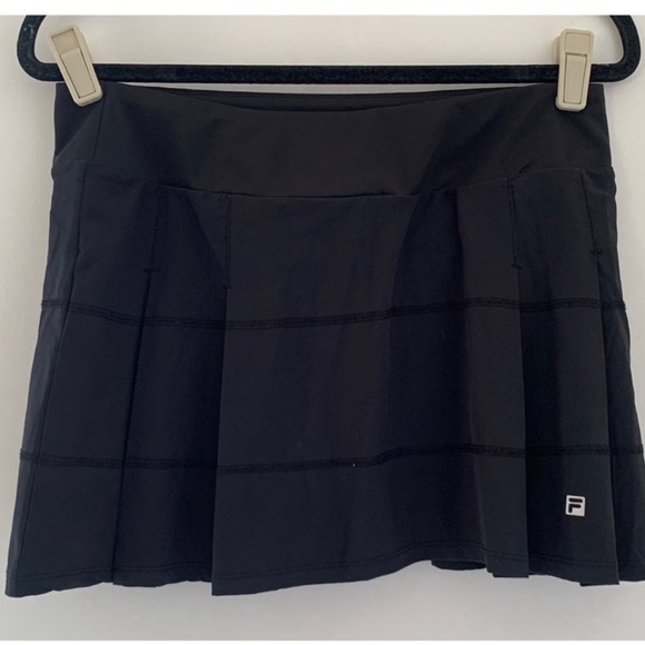 Fila Women Platinum Collection Black Flat Pleated Skort Size Small - Picture 2 of 7